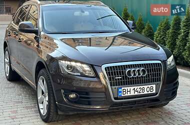 Внедорожник / Кроссовер Audi Q5 2012 в 