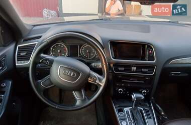 Внедорожник / Кроссовер Audi Q5 2015 в 