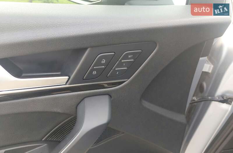 Внедорожник / Кроссовер Audi Q5 2018 в Ивано-Франковске