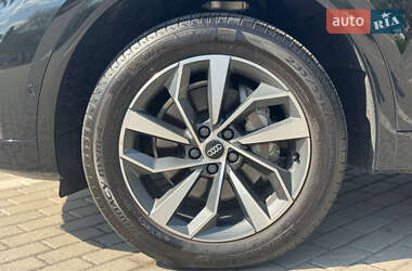Позашляховик / Кросовер Audi Q5 2021 в 