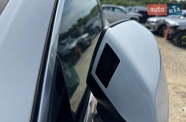 Позашляховик / Кросовер Audi Q5 2023 в 