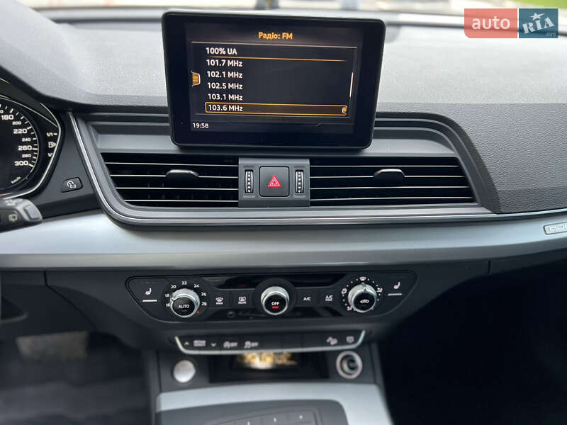 Внедорожник / Кроссовер Audi Q5 2018 в Хмельницком