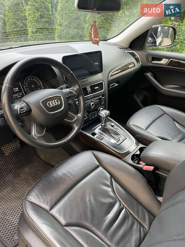 Внедорожник / Кроссовер Audi Q5 2014 в Черновцах