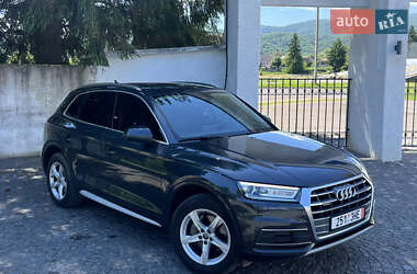 Внедорожник / Кроссовер Audi Q5 2020 в 