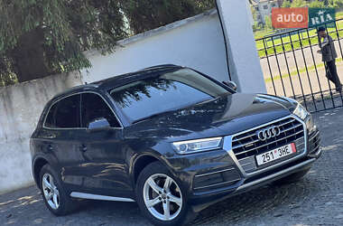 Внедорожник / Кроссовер Audi Q5 2020 в 