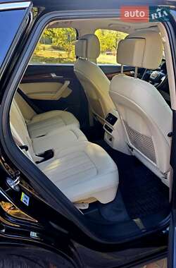 Позашляховик / Кросовер Audi Q5 2021 в 
