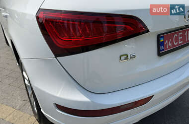 Позашляховик / Кросовер Audi Q5 2014 в 