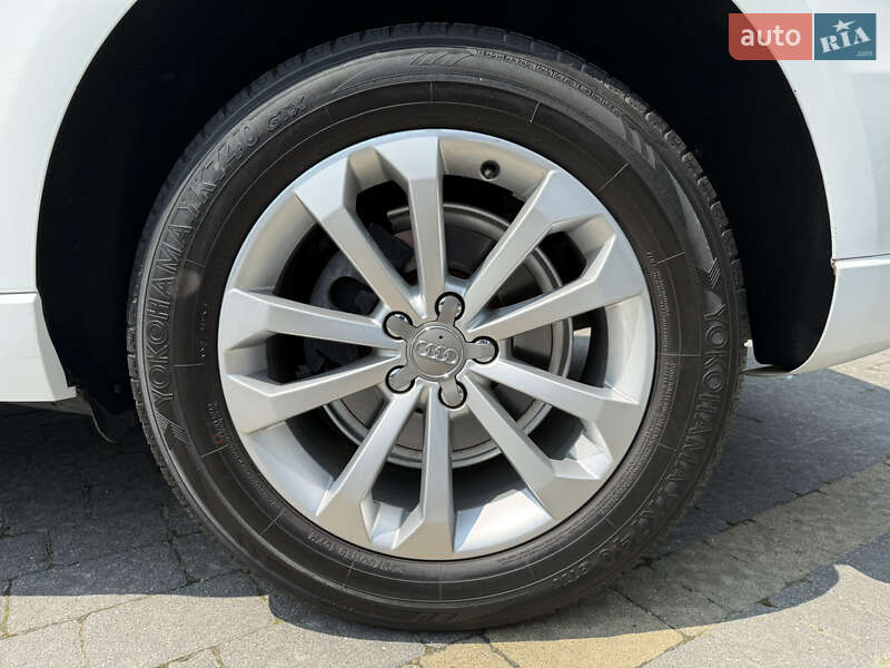 Позашляховик / Кросовер Audi Q5 2014 в Львові