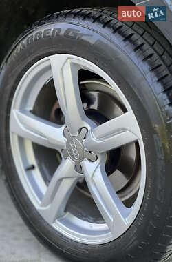 Внедорожник / Кроссовер Audi Q5 2009 в 