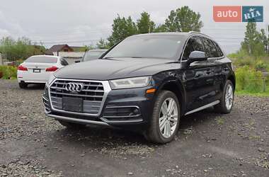 Позашляховик / Кросовер Audi Q5 2018 в Нововолинську