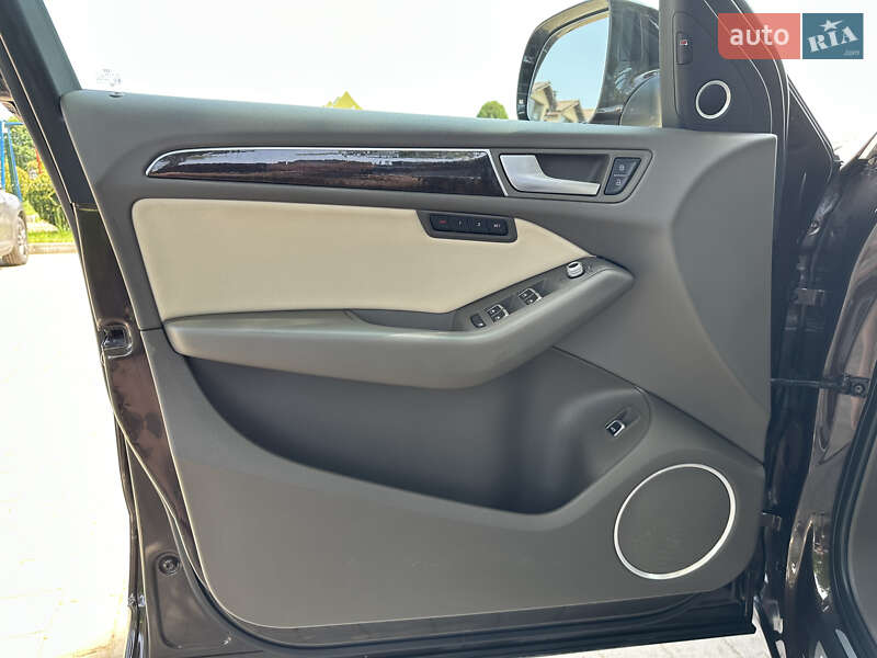 Внедорожник / Кроссовер Audi Q5 2014 в Киеве