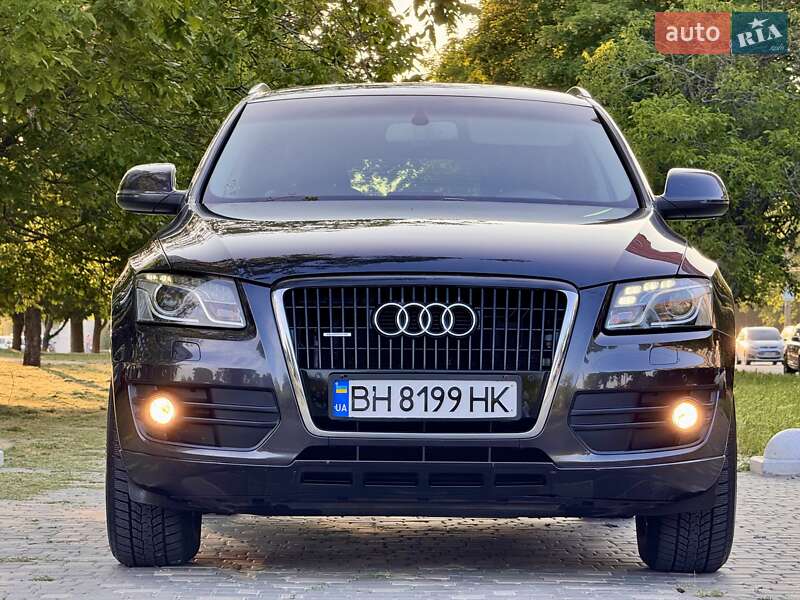 Внедорожник / Кроссовер Audi Q5 2009 в Одессе