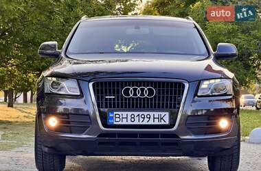 Внедорожник / Кроссовер Audi Q5 2009 в 