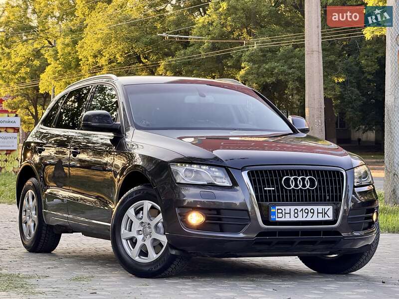 Внедорожник / Кроссовер Audi Q5 2009 в Одессе