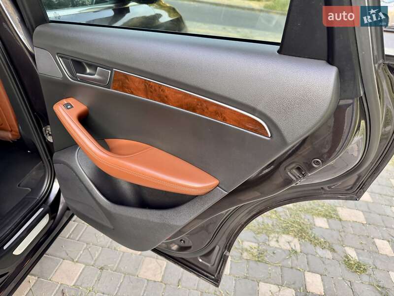 Внедорожник / Кроссовер Audi Q5 2009 в Одессе