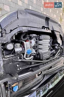 Внедорожник / Кроссовер Audi Q5 2009 в 