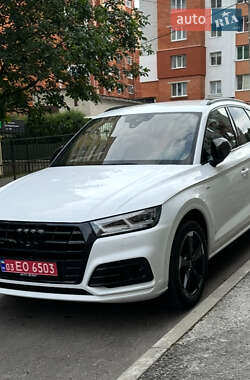 Внедорожник / Кроссовер Audi Q5 2019 в Тернополе
