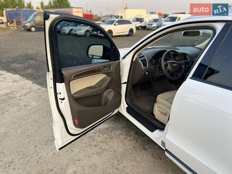 Внедорожник / Кроссовер Audi Q5 2017 в Луцке