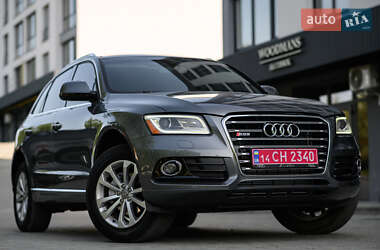 Внедорожник / Кроссовер Audi Q5 2016 в 