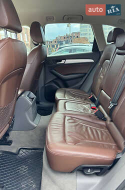Внедорожник / Кроссовер Audi Q5 2011 в 
