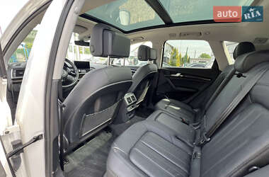 Внедорожник / Кроссовер Audi Q5 2018 в 