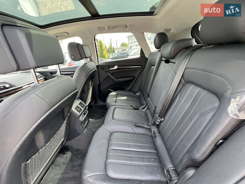 Внедорожник / Кроссовер Audi Q5 2018 в Стрые