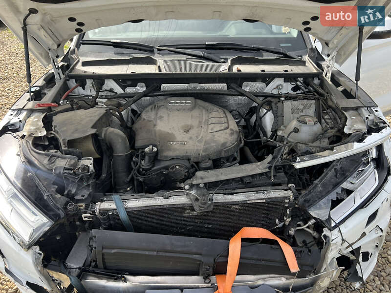 Внедорожник / Кроссовер Audi Q5 2018 в Стрые