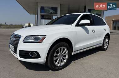 Внедорожник / Кроссовер Audi Q5 2015 в 