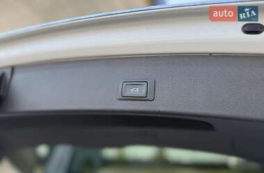Внедорожник / Кроссовер Audi Q5 2015 в 