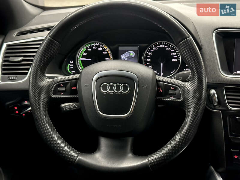 Внедорожник / Кроссовер Audi Q5 2011 в Харькове