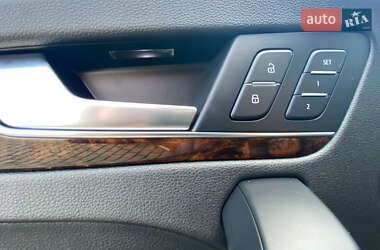 Позашляховик / Кросовер Audi Q5 2019 в 