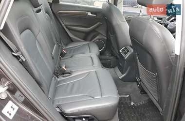 Внедорожник / Кроссовер Audi Q5 2015 в 