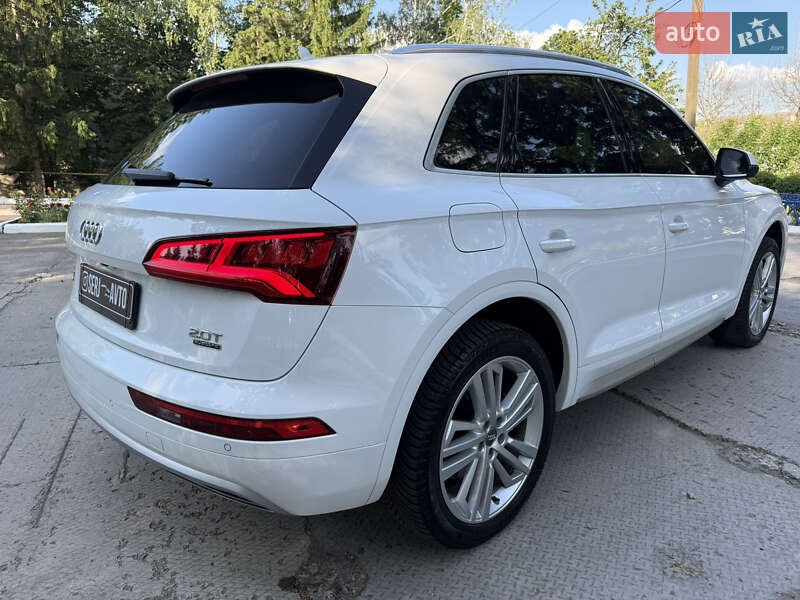 Позашляховик / Кросовер Audi Q5 2018 в Харкові