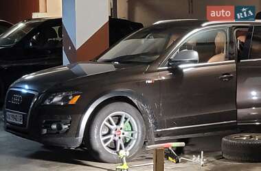 Внедорожник / Кроссовер Audi Q5 2011 в 