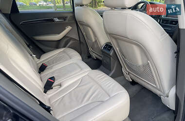 Внедорожник / Кроссовер Audi Q5 2011 в 