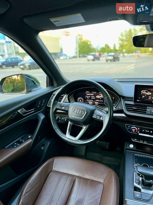 Внедорожник / Кроссовер Audi Q5 2018 в Львове