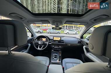 Внедорожник / Кроссовер Audi Q5 2018 в 