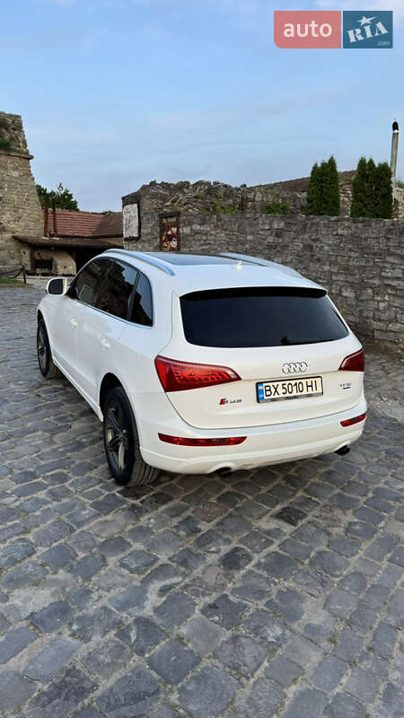 Внедорожник / Кроссовер Audi Q5 2011 в Каменец-Подольском