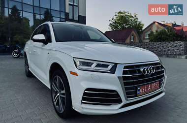 Позашляховик / Кросовер Audi Q5 2019 в Рівному