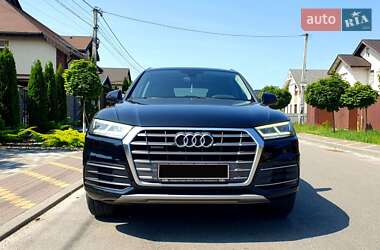 Внедорожник / Кроссовер Audi Q5 2018 в 