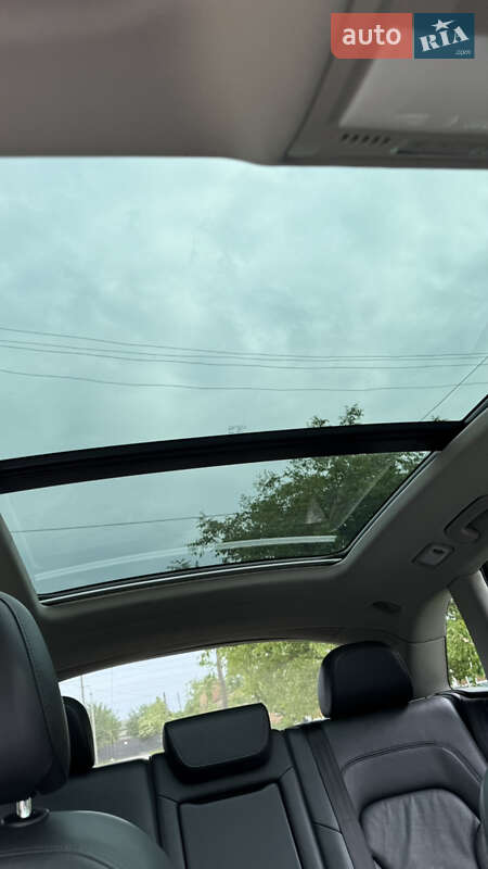 Внедорожник / Кроссовер Audi Q5 2012 в Нововолынске