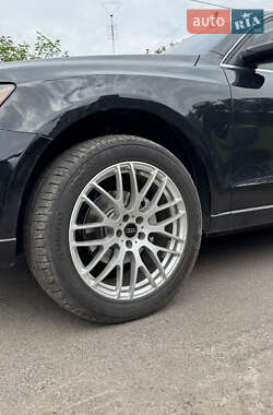Внедорожник / Кроссовер Audi Q5 2012 в 