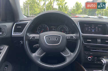 Внедорожник / Кроссовер Audi Q5 2015 в 