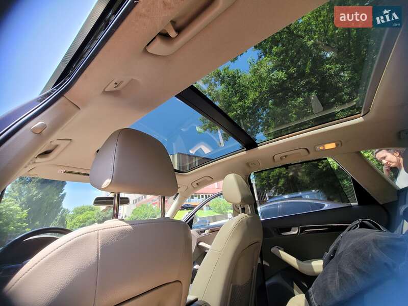 Внедорожник / Кроссовер Audi Q5 2011 в Киеве