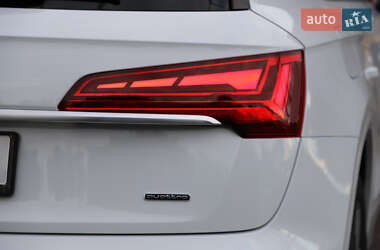 Внедорожник / Кроссовер Audi Q5 2021 в 