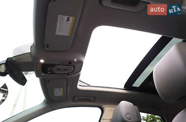 Внедорожник / Кроссовер Audi Q5 2021 в 
