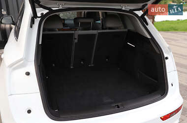 Внедорожник / Кроссовер Audi Q5 2021 в 