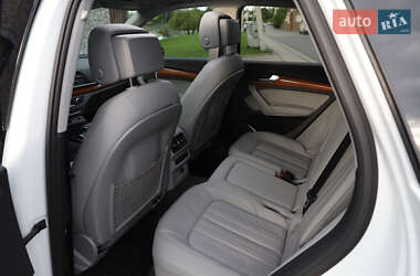 Внедорожник / Кроссовер Audi Q5 2021 в 