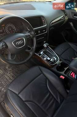 Внедорожник / Кроссовер Audi Q5 2013 в 