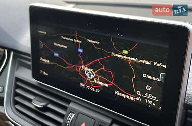 Позашляховик / Кросовер Audi Q5 2018 в 
